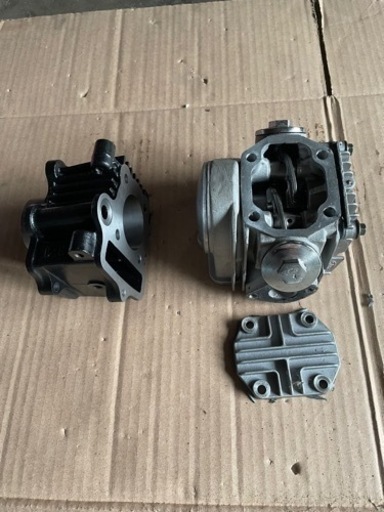 スーパーカブセル付き4速エンジン＋72ccボアアップキット