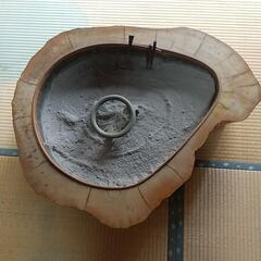 木の火鉢(小物付き)
