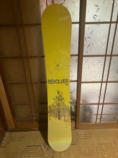 全3色/黒/赤/ベージュ Moss snowboard Revolver 152cm 2017-2018