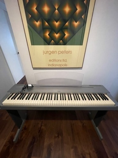 YAMAHA(ヤマハ) P-70 電子ピアノ　88鍵盤　スタンド、譜面台付き