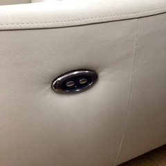 KI-72【新入荷　アウトレット】本革　両側電動ワイド2シーターソファ　アイボリー