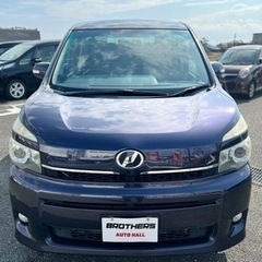 Toyota Voxy-4WD 550000¥