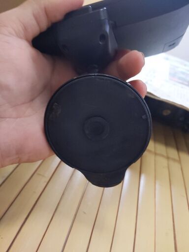 パナソニックポータブルナビの出品です。