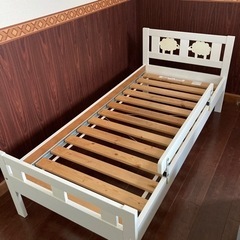 IKEA 子供用ベッド 19日まで