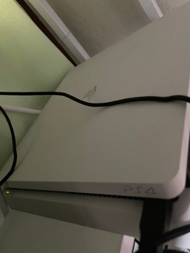 PS4本体　プレステ4 モニター　ヘッドホン