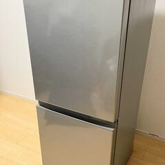 【0円・19日引取可能な方】 アクア 2ドア冷凍冷蔵庫 126L...