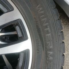 16インチ アルミホイール付きスタッドレスタイヤ