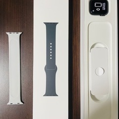 Apple Watch SE 40mm A2351 GPS【美品...