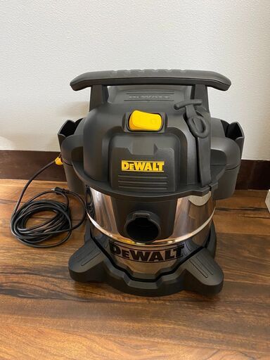 【店頭引き取り限定・中古品】DEWALT 乾湿両用掃除機 DXV20SJ　DRY Vacuum Cleaner