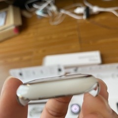 アップルウォッチシーズン6の40ミリです。
