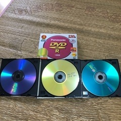 値下！【新品】未開封Panasonic ＤＶＤ-Ｒ５枚 ＆ SO...