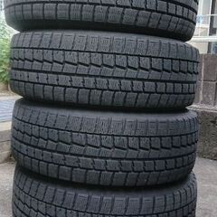 16インチ アルミホイール付きスタッドレスタイヤ