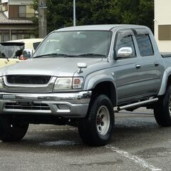 H13 ハイラックススポーツピックアップ　Wキャブワイド　4WD...