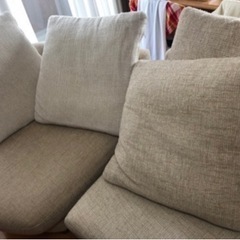 ソファー3人掛け、オットマン付き