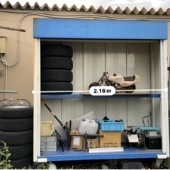 タイヤラック　（シャッタータイプ）