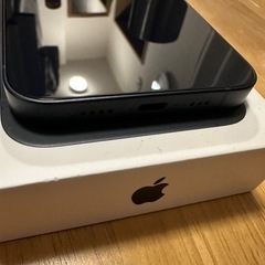 極美品 iPhone13 128GB SIMフリー 豪華おまけ 純正レザーケース ケース8個 ガラスフィルム