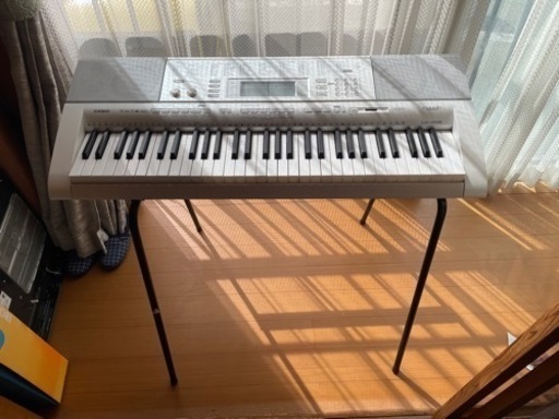 【中古】CASIO LK-208 純正スタンド付 (ちぇろ) 浦佐の鍵盤楽器、ピアノの中古あげます・譲ります｜ジモティーで不用品の処分