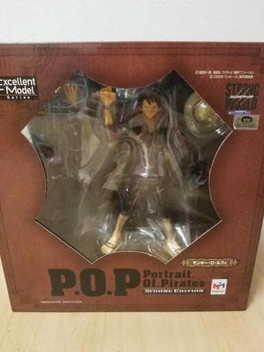ワンピースPOPフィギュア　ルフィ