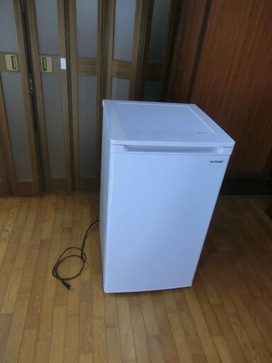 2021年に購入・アイリスオーヤマ・新品冷凍庫　未使用　IUSD-6B-W