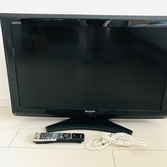シャープAQUOS 32インチ液晶テレビ