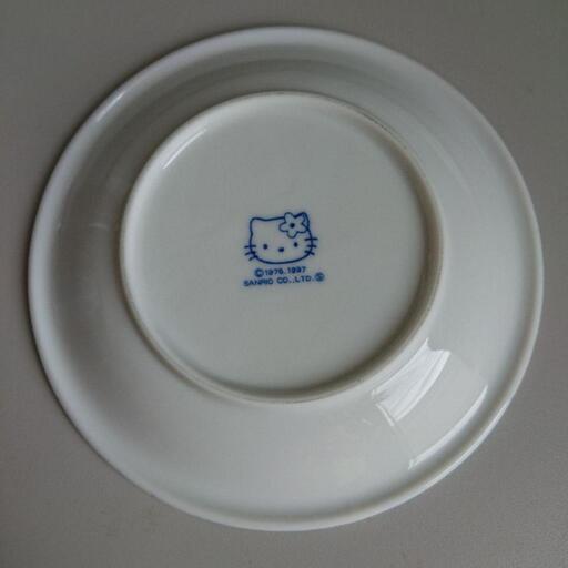 中古 お皿 小皿 丼 お椀 コップ マグカップ ハローキティ 9点