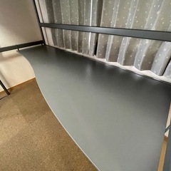 大阪市内、門真守口方面限定直接配送いたします！IKEA SVÄRTA スヴェルタ ロフトベッドフレーム デスクトップ付き