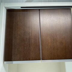 【 お持ち帰りで30％OFF♪ 】大型キッチンボード　1390×455×2050　2分割　スライドドア　コンセント2つ付き　住まい　大型