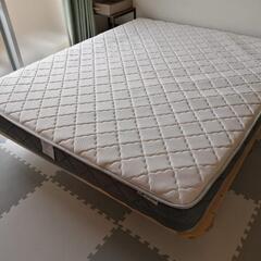 【決定】クイーンサイズ ベットフレーム マットレス