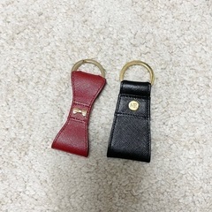 美品 ＊ NINA RICCI ニナリッチ ペア キーホルダー