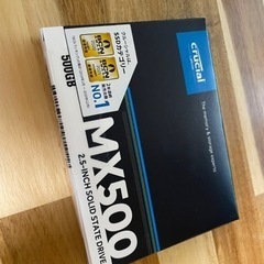 SSD Crucial MX500 500GB 新品