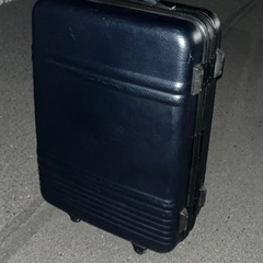 【無料】eminent スーツケース　鍵なし