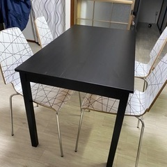 IKEA ダイニングテーブル　チェア×４