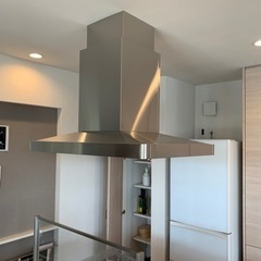 ハウスメーカーオリジナルアイランドキッチン　パックキャビネット