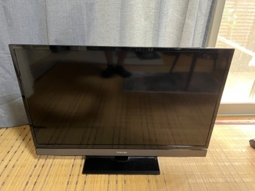 東芝REGZA 32型液晶テレビ