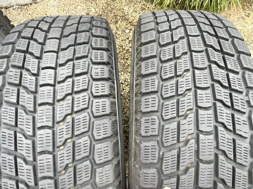 ★中古★SUV用スタッドレス★ランクルプラドやパジェロ等に★265/65R17★9分山