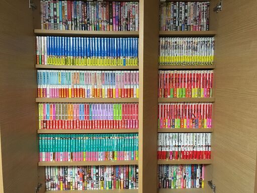 【新品】漫画＆ライトノベルまとめ売り。初回特典や限定版のフィギュアやCDやDVD、ゲーム、マウスパット、しおり、ポストカード、小冊子、特別カバーなど　新品約2000冊 ＋中古品約200冊