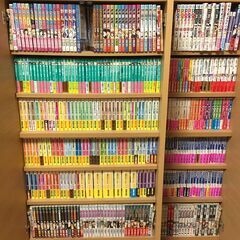 【新品】漫画＆ライトノベルまとめ売り。初回特典や限定版のフィギュアやCDやDVD、ゲーム、マウスパット、しおり、ポストカード、小冊子、特別カバーなど　新品約2000冊 ＋中古品約200冊