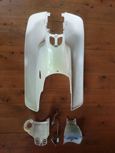 クロスカブ JA45 レッグシールド