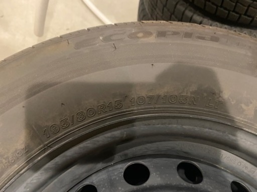 さらに値下げしました。ハイエース タイヤホイールセット 走行10000