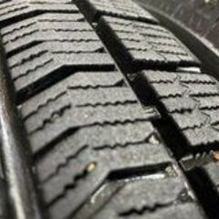BS BLIZZAK VRX2 215/60R16 16インチ スタッドレス 4本 2017年製 バリ