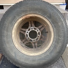 10月末まで割引中！【ランクル80】ホイール付きスタッドレスタイヤ4本セット