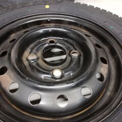 新品スタッドレス&中古ホイールセット　145/80R12 LT 6PR同等　2021年式　横浜市旭区上川井町　冬タイヤ　軽トラ　軽トラック