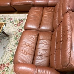 リビングソファ（レザー）5人掛け　美品