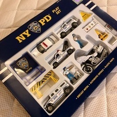 【交渉中】ニューヨーク市警察のミニカー