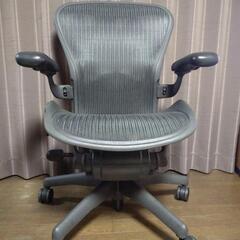 ハーマンミラー.アーロンチェア