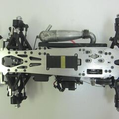＜ヤフオク出品中＞ ※ジャンク※ BMT 1/8エンジンカー メカ付きシャーシ 中古 未チェック ヤフオク出品中＞ ※ジャンク※ BMT 1/8エンジンカー メカ付きシャーシ