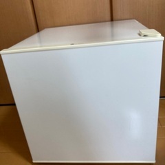 小型冷蔵庫　ユーイング2014年製