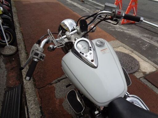 NO.4495　ドラッグスター４００クラシック (DRAGSTAR)　空冷４サイクルＶツインエンジン　ホワイト　　☆彡 NO.4464 ドラッグスター400クラシック (DRAGSTAR) 空冷4サイクルV