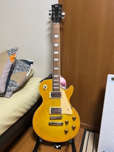 エレキギター ほぼ未使用 ほぼ未使用】YAMAHA レブスターRSS02T HML