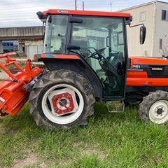 ヤ）クボタGL261中古トラクター 四駆27馬力ディーゼル埼玉県エアコン